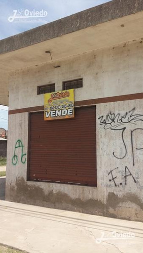 Local Comercial Con Escritura En Ruta 25