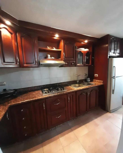 Apartamento En Venta Urb. San Jacinto Maracay