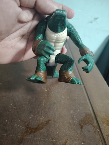Figura De Acción Tmnt Playmatesteenage Leatherhead (Usado)