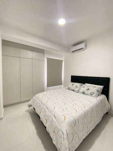 Town House 80% Remodelado En Colinas De Guataparo Conjunto Residencial Villas