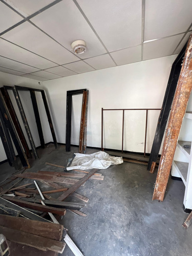 Casa Comercial En El Viñedo, Valencia, Cod: Indiccom-020