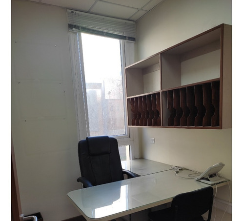 Imagen 10 de 15 de Se Vende Oficina Comercial En Stgo Centro. Estado 42-of 306