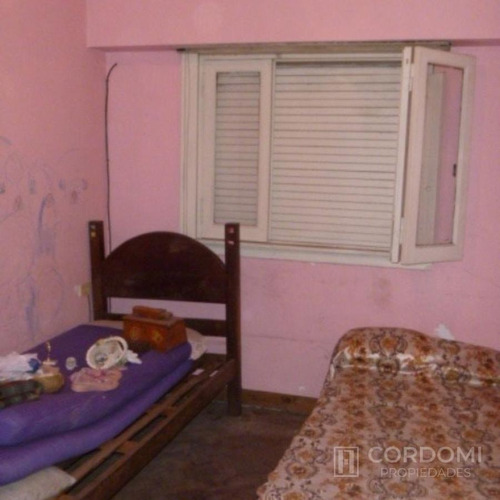 Imagen 8 de 20 de Tipo Casa Al Frente Con Cochera 3 Autos - Lanús Oeste