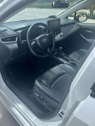 Toyota Corolla 1.8 Hybrid At