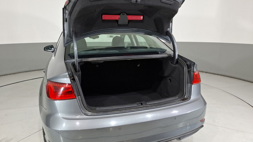 Audi A3 1.8 TFSI ATTRACTION PLUS S TRONIC