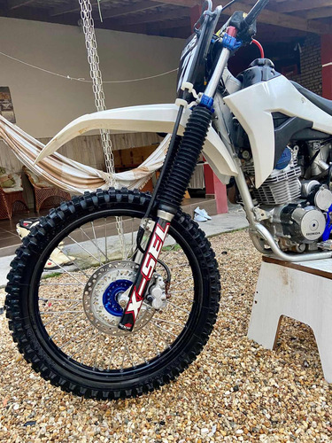 Imagem 7 de 9 de Honda Crf230