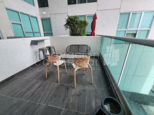 Oficina En Renta En Milenio Iii, Dentro De Corporativo, En Segundo Piso