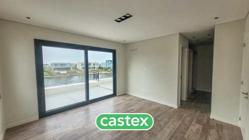Casa A La Venta A La Laguna En En Ceibos, Puertos