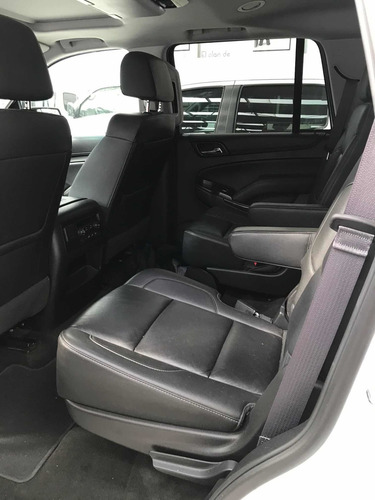 Imagen 5 de 14 de Chevrolet Tahoe 2017 5.4 Lt Piel Cubo At