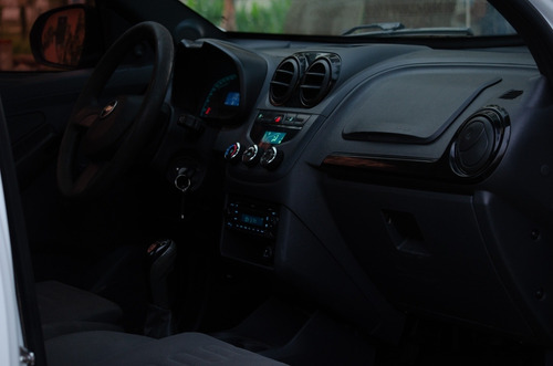 Chevrolet Montana 1.8 Ls Aa+dir 2012 Permuto Menor Valor