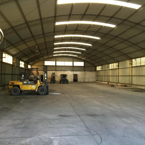 Local Galpon Nuevo París Venta Y Alquiler Islas Canarias Mts Accesos Gran Predio 17081m A 2 Calles