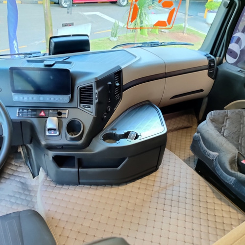 Mercedes-benz Actros 2548 Ls 6x2 Bluetec