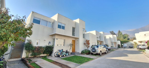 Carlos Silva Vildosola, Escritor M. Rojas, Condominio