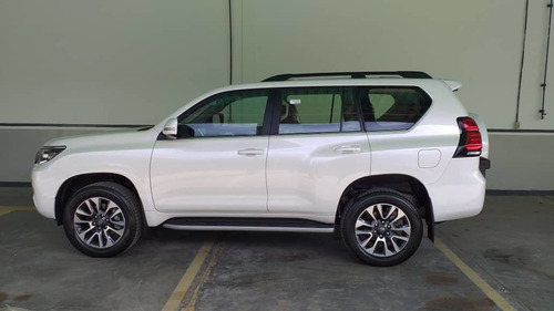 Imagen 4 de 17 de Toyota Prado Vx