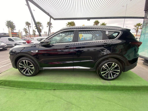Jetour X70 Plus 1.5 At