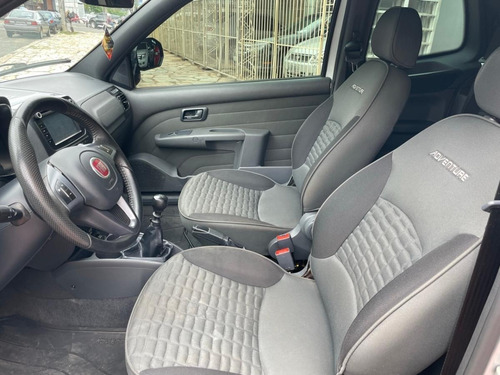 Imagem 6 de 14 de Fiat Strada Adventure 1.8/ 1.8 Locker Flex Cd