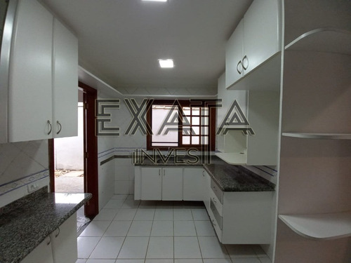 Imagem 24 de 30 de Casa Em Condomínio À Venda No Fazendinha, Granja Viana, Com 700m² De Terreno E 250m² De Área Construida, Reformada, Com Amplo Living, Lavabo, Cozinha Planejada, 3 Suítes, Piscina, - Ca00846 - 70284150