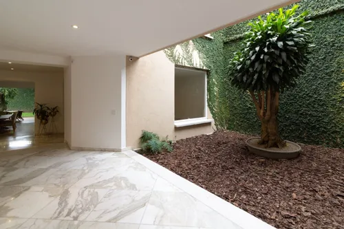 Casa En Arriendo/venta En Cristales. Cod A6433
