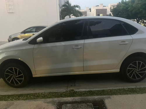 Volkswagen Vento 1.6 Confortline At