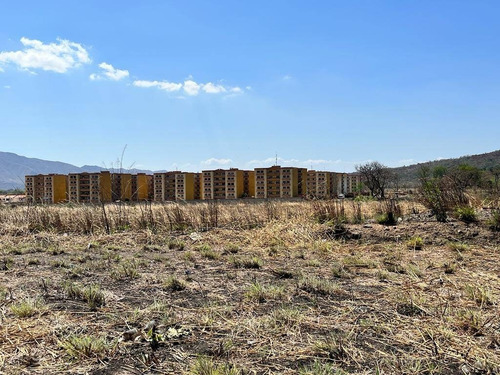 Imagen 13 de 24 de Venta De Privilegiado Y Único Terreno En Autopista San Diego Valencia Cod138407