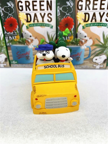 Green Day Series Figuras De Snoopy Y Flor Botánica