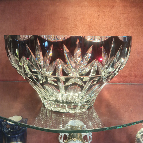 Centro De Mesa Antiguo De Cristal Bordo Tallado Frutera Rojo Bordó (Usado)