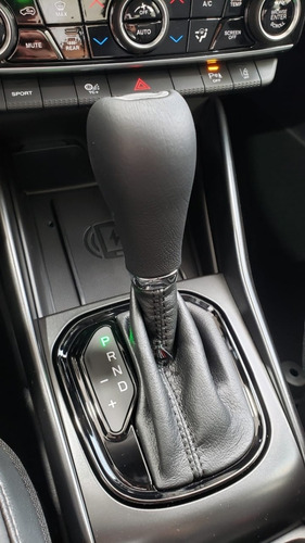 Imagem 14 de 15 de Fiat Toro 1.3 Turbo Volcano Com Tela De 10
