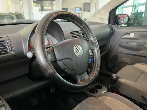 Volkswagen Crossfox 1.6 MI 8V FLEX 4P MANUAL
