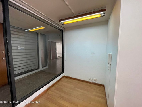 Imagen 10 de 15 de Vendo Comercial En Chico Norte(bogota) C.m 23-165
