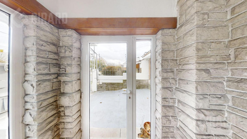 Casa En Venta, Zona Chauvin
