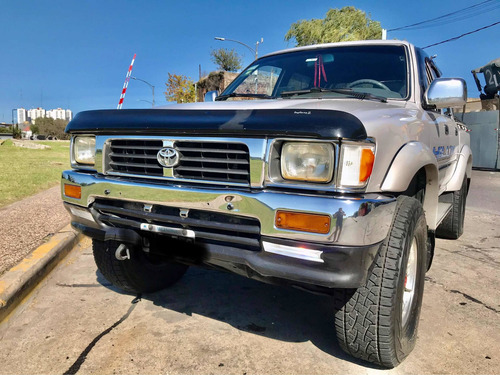 Toyota Hilux 2.8 D/cab 4x4 Millenium Sport E/lim 1999