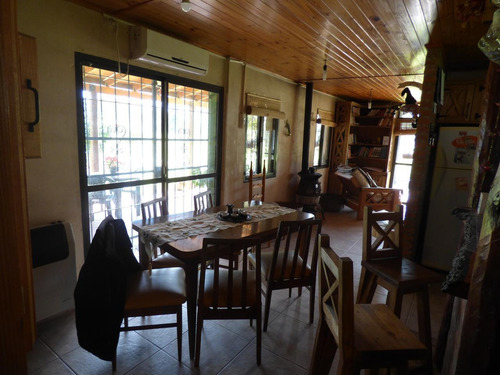 Imagen 22 de 30 de Quinta En Arturo Segui Calle 403 E/ 139 Y 141 La Catalina Dacal Bienes Raices