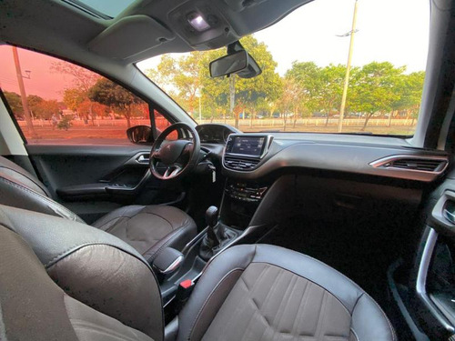 Peugeot 2008 Griffe 1.6 Manual