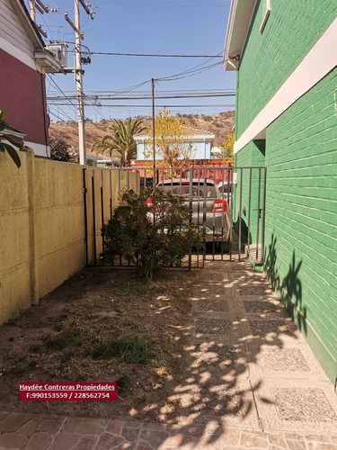 Invierte En Lomas De Mirasur, Casa Verde, 2 Pisos.-