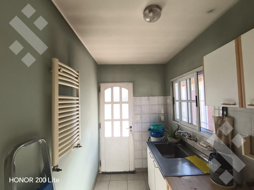 En Venta, Casa De 3 Dormitorios, B° Jardines De Hilmar, Plottier.