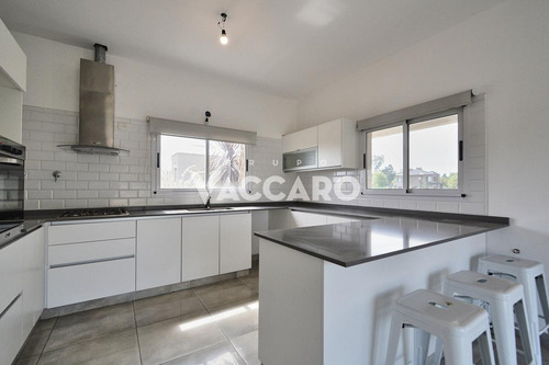 Casa Venta Prados Del Oeste Moreno