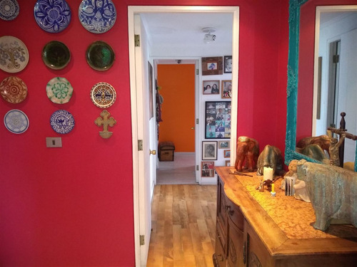 Departamento En Venta De 3 Dorm. 2 Baños En Las Condes