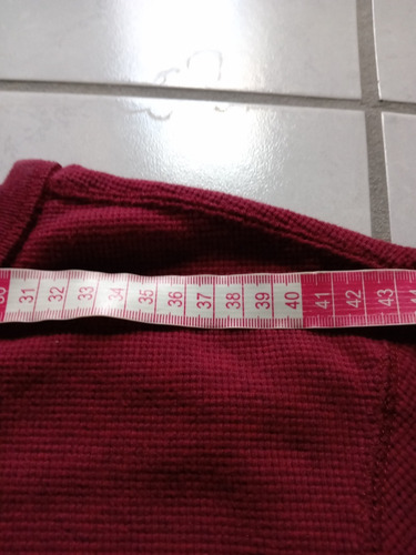 Sudadera Volcomm Grande Slim Tono Vino (Usado)