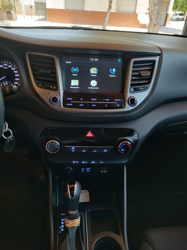 Imagen 16 de 16 de Hyundai Tucson 2016 2.0 Gl 154cv 6at 2wd