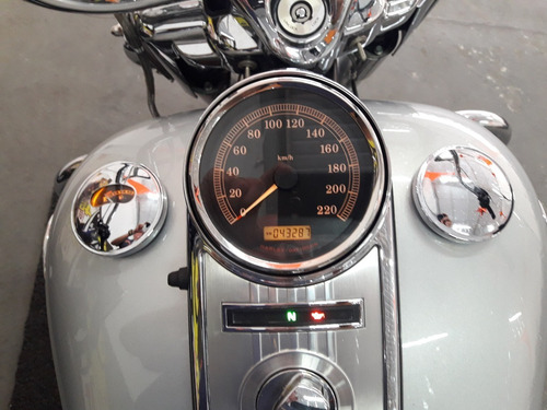 Imagem 7 de 8 de Harley Davidson Flhrc Road King