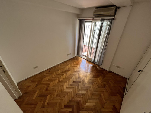 Muy Buen Departamento 3 Amb Con Cochera Y Doble Patio En Excelente Ubicacion