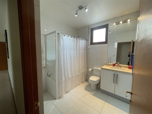 Imagen 11 de 13 de Casa En Venta En Lo Barnechea