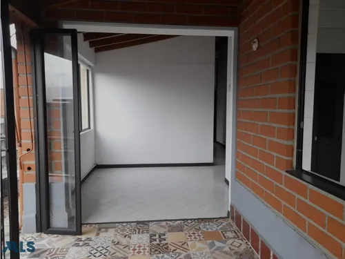 Venta De Apartamento Con Excelente Ubicación En E...(mls#252423)