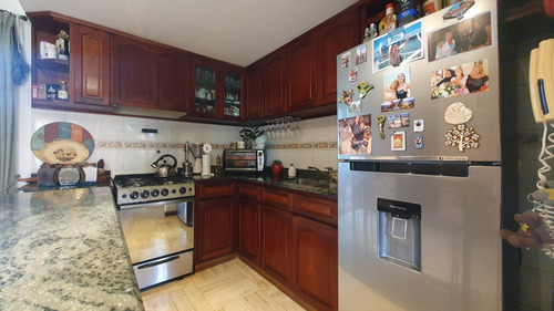 Venta - Chalet Cuatro Ambientes Con Garage Y Patio - Viamonte 4390