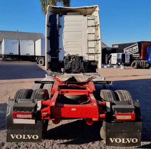 Imagem 6 de 9 de Volvo Fh 460