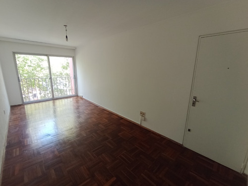 Imagen 3 de 12 de Apartamento En Alquiler - Pocitos (150m Mdeo. Shopping)