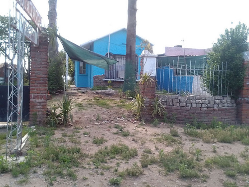 Se Vende Casa Y Galpón En Carmelo