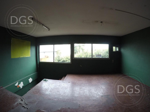 Imagen 9 de 19 de ¡excelente Local Comercial Distribuido En Dos Plantas - Banfield Este!