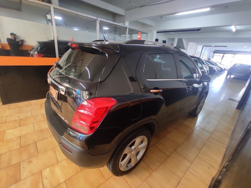 Imagen 5 de 15 de Chevrolet Tracker 1.8 Ltz+ Awd At 140cv 2015 Todo Terreno