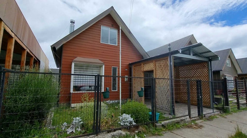 Casa En Arriendo En Socovesa Con 3 Dorm. (98548)